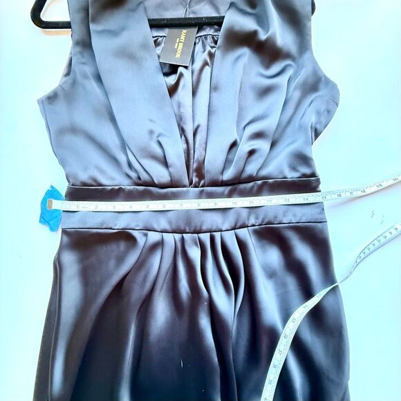 NWT Ramy Brook Quinn Pleated Deep V-neck Satin Gown in black. Size 10